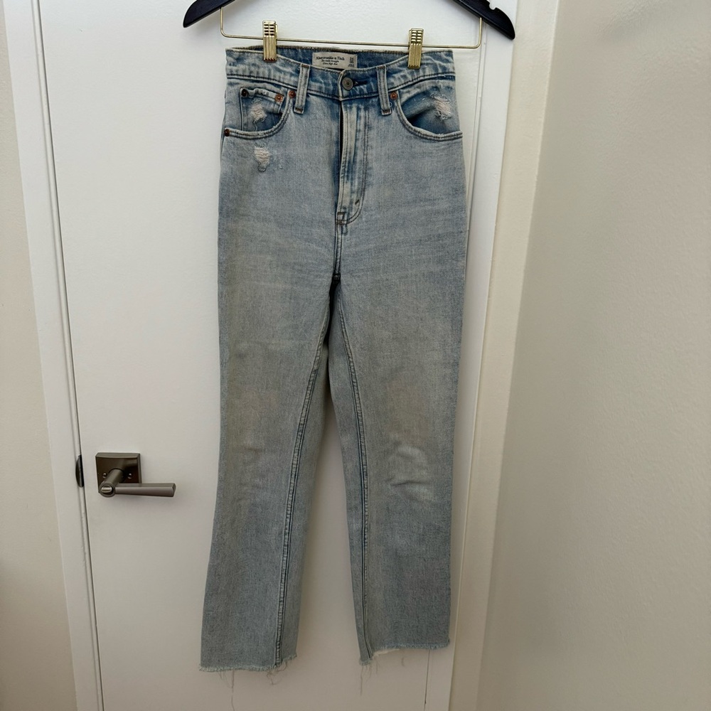 Abercrombie Ankle Straight Ultra High Rise Jeans